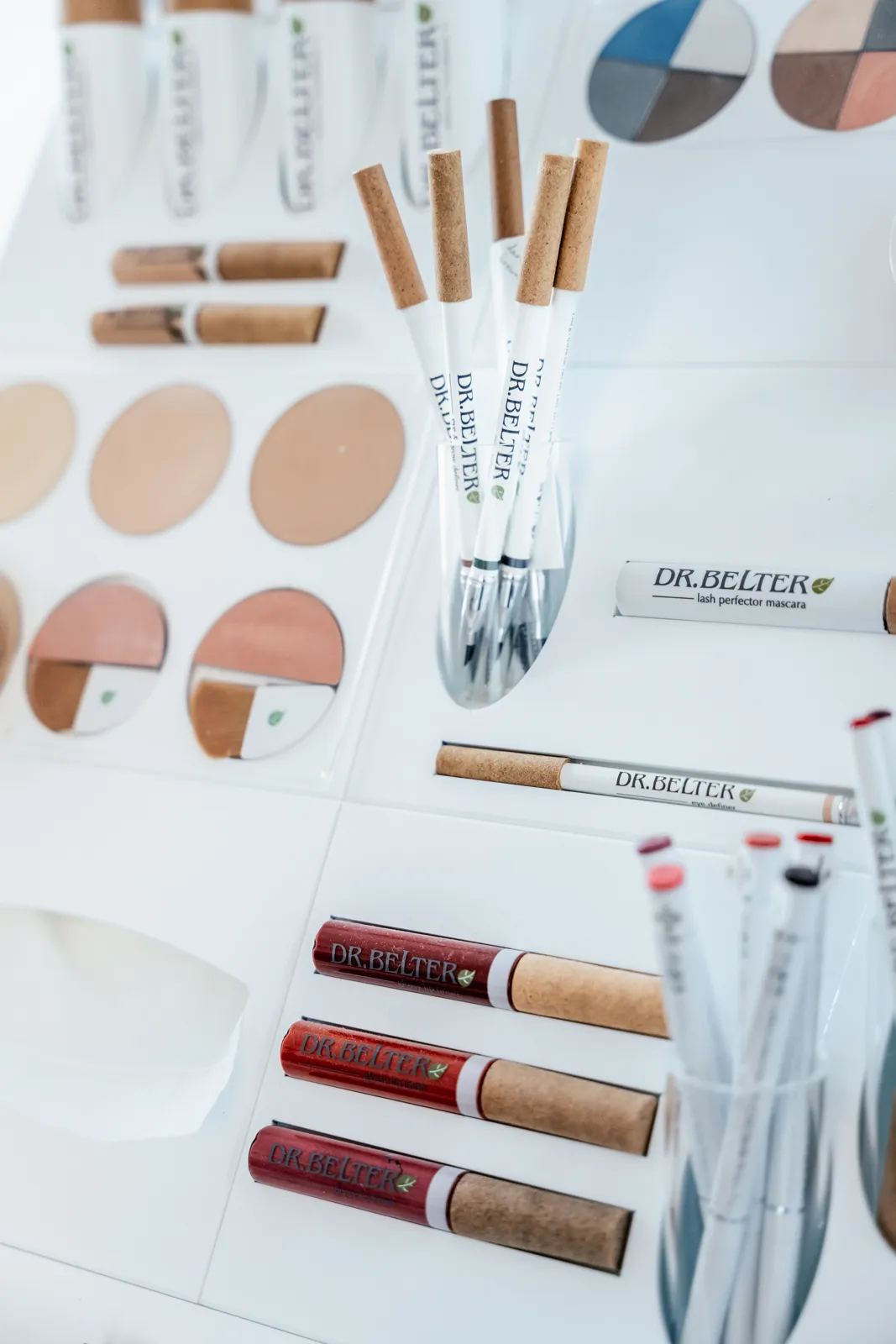 Dr. Belter Make-up, Mascara und Lippenstifte im Studio Hautgefühl